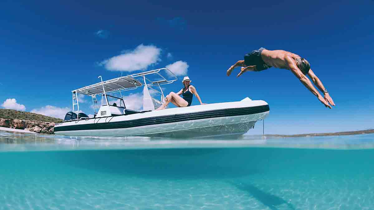 Boat Charters in Rottnest