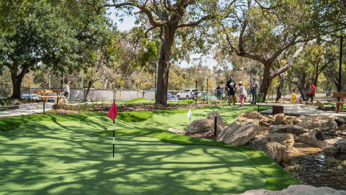 Mini Golf Perth - best Mini Golf, Putt Putt, Adventure and Night Mini Golf